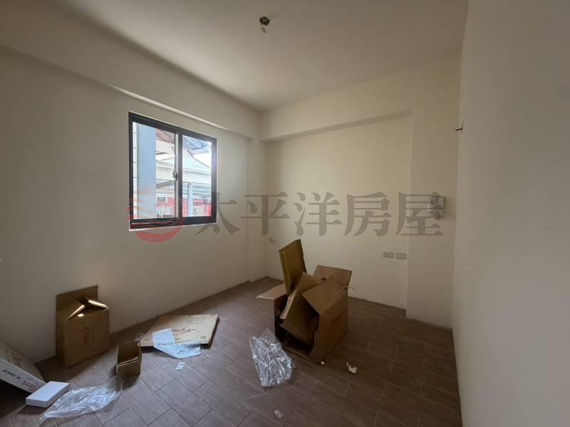 千睿都全新美透天D房屋室內格局與周邊環境