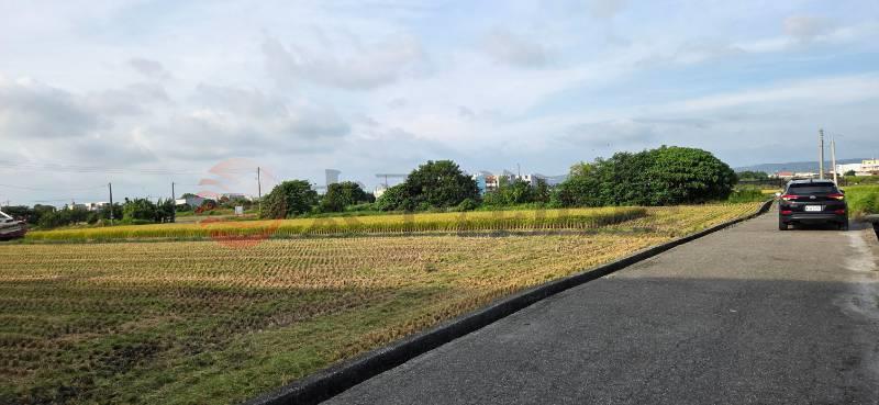 秀水近市區雙面臨路增值農地房屋室內格局與周邊環境