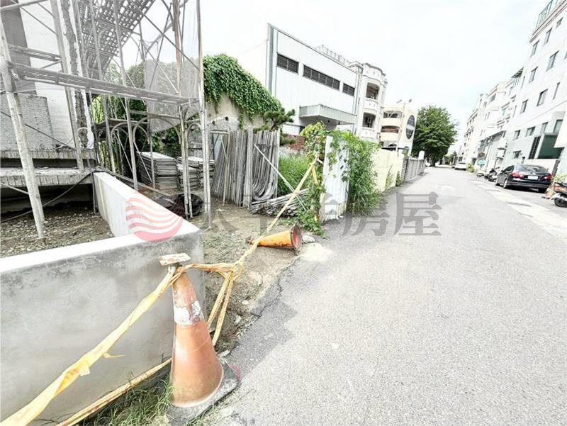 員林市近僑信國小乙工用地房屋室內格局與周邊環境