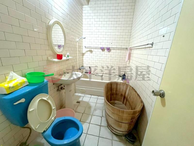 南陽路車庫透天房屋室內格局與周邊環境