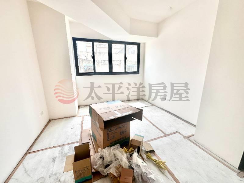 圓環東透天B房屋室內格局與周邊環境