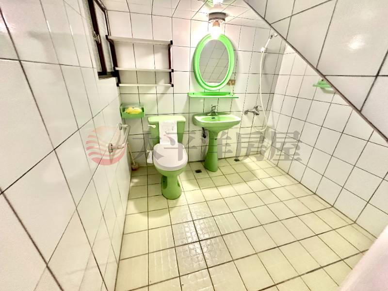 環東8米面寬透天房屋室內格局與周邊環境