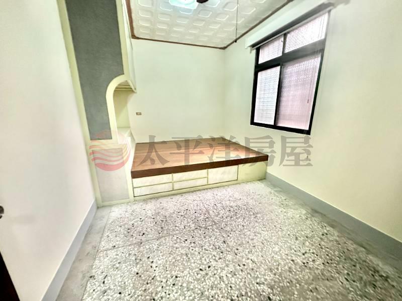 環東8米面寬透天房屋室內格局與周邊環境
