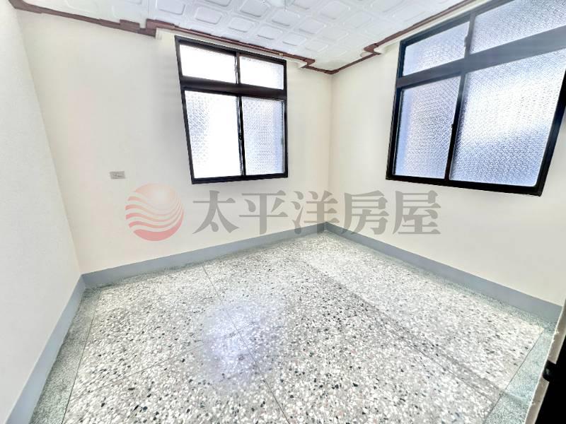 環東8米面寬透天房屋室內格局與周邊環境