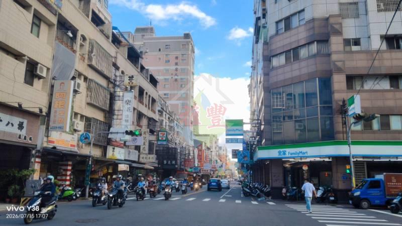 精誠質感金店面
