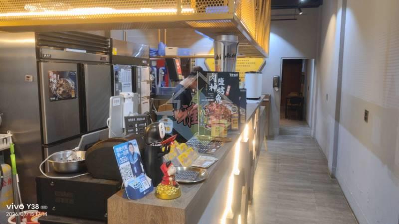 精誠質感金店面