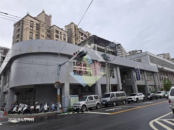 大雅黃金邊間店面