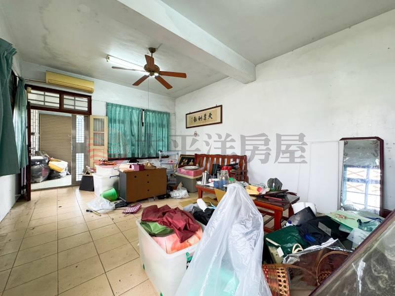 梧棲邊間大地坪透天房屋室內格局與周邊環境