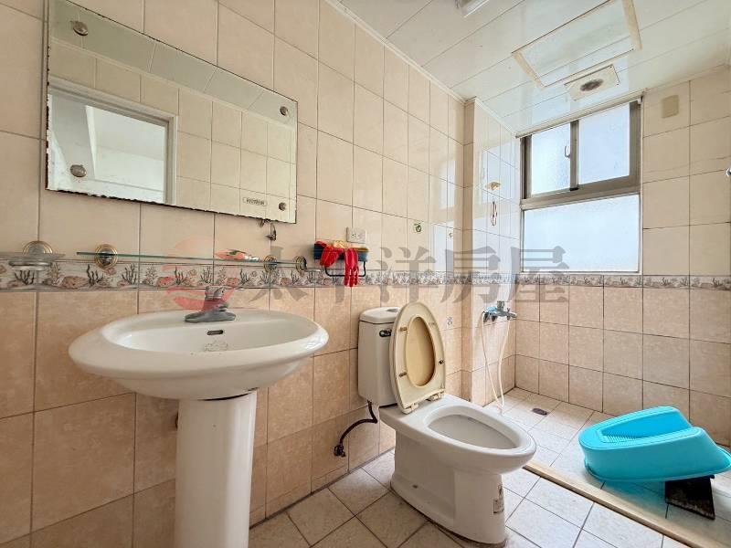 5米雙車位孝親美墅房屋室內格局與周邊環境