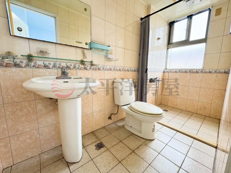 5米雙車位孝親美墅房屋室內格局與周邊環境