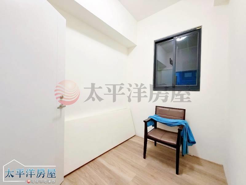 專●梧棲全新未住朝南2房車位房屋室內格局與周邊環境