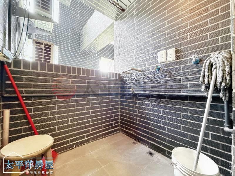 專●梧棲全新未住朝南2房車位房屋室內格局與周邊環境