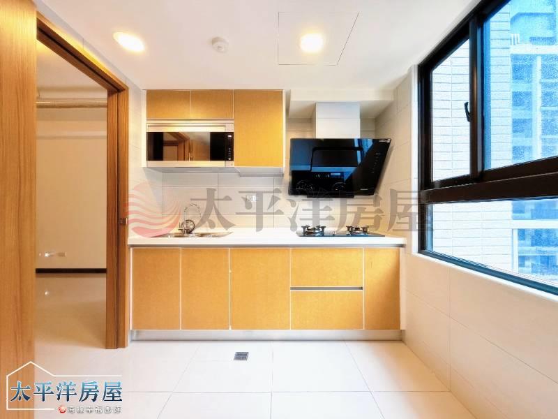 專任幸福成高樓邊間朝南3房免七佰萬房屋室內格局與周邊環境