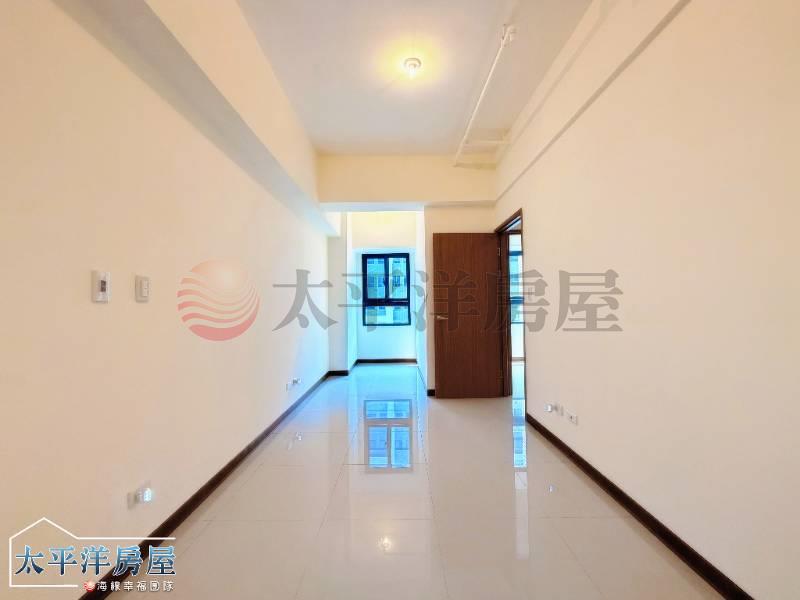 專任幸福成高樓邊間朝南3房免七佰萬房屋室內格局與周邊環境