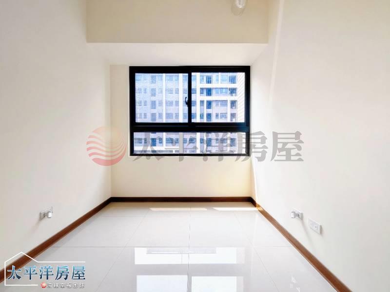 專任幸福成高樓邊間朝南3房免七佰萬房屋室內格局與周邊環境