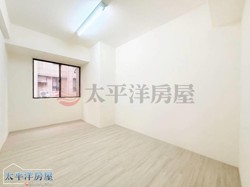 專●塗城商圈全新整理低總大3房+車位房屋室內格局與周邊環境