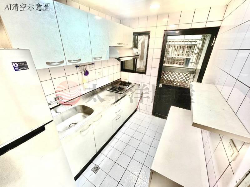 國小旁三房大華廈房屋室內格局與周邊環境
