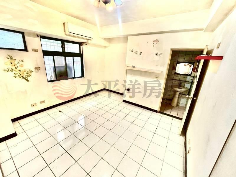 國小旁三房大華廈房屋室內格局與周邊環境
