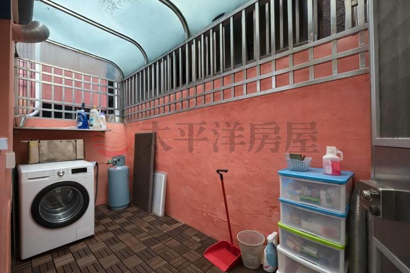 嘉義五房車庫美透天房屋室內格局與周邊環境