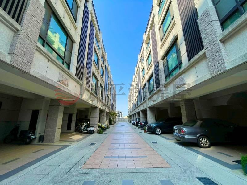 屋主認賠_保證比實登便宜/質感別墅房屋室內格局與周邊環境