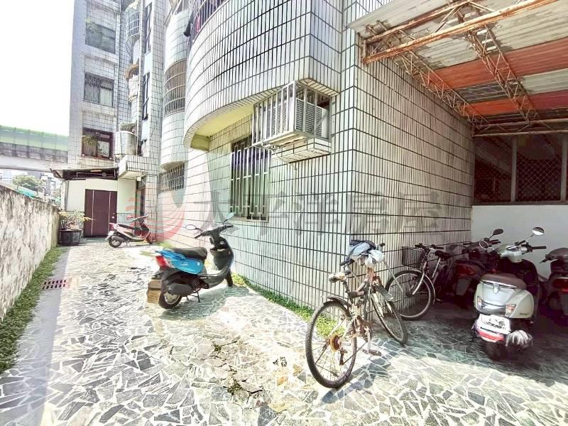 財神5+6三房大公寓房屋室內格局與周邊環境