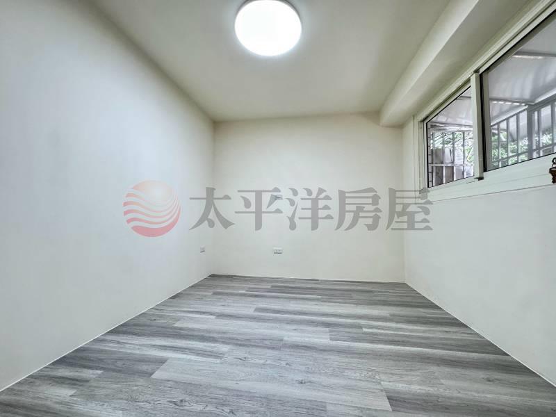 美術館旁臨路樓店房屋室內格局與周邊環境