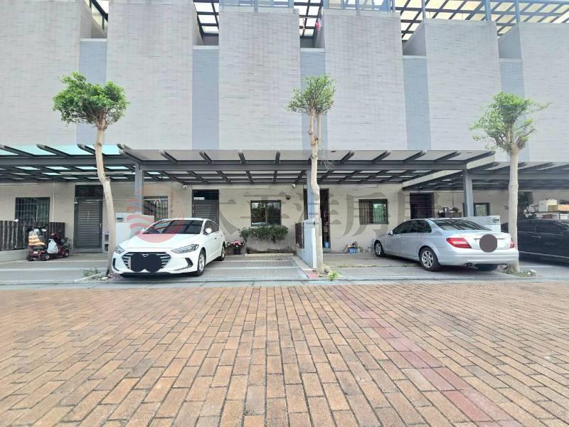 綠光計劃雙車傳統公園別墅房屋室內格局與周邊環境