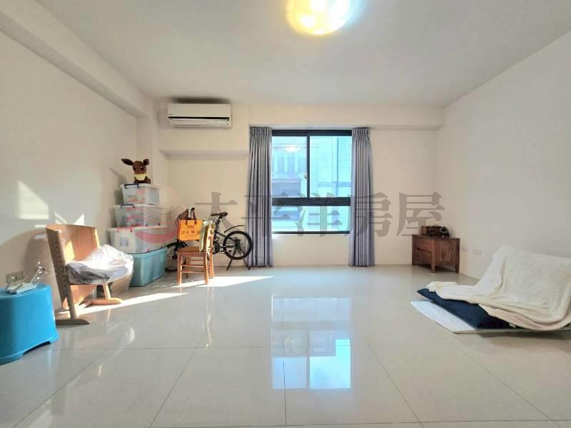 綠光計劃雙車傳統公園別墅房屋室內格局與周邊環境