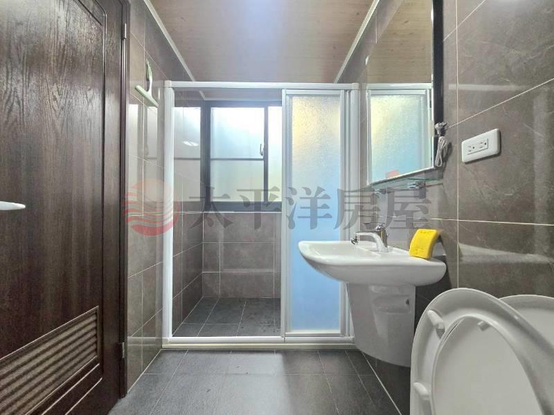 綠光計劃雙車傳統公園別墅房屋室內格局與周邊環境