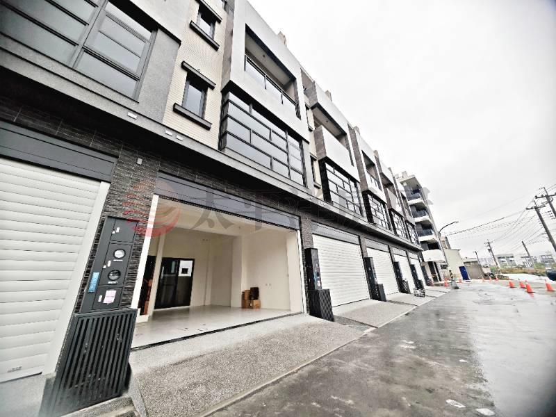 朝南大面寬全新臨路美墅房屋室內格局與周邊環境