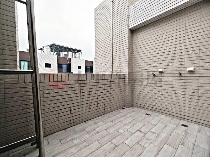 朝南大面寬全新臨路美墅房屋室內格局與周邊環境