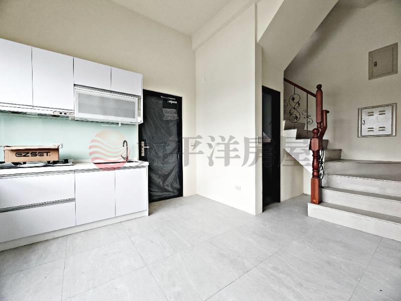 朝南邊間大面寬全新臨路美墅房屋室內格局與周邊環境