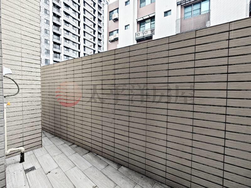 朝南邊間大面寬全新臨路美墅房屋室內格局與周邊環境