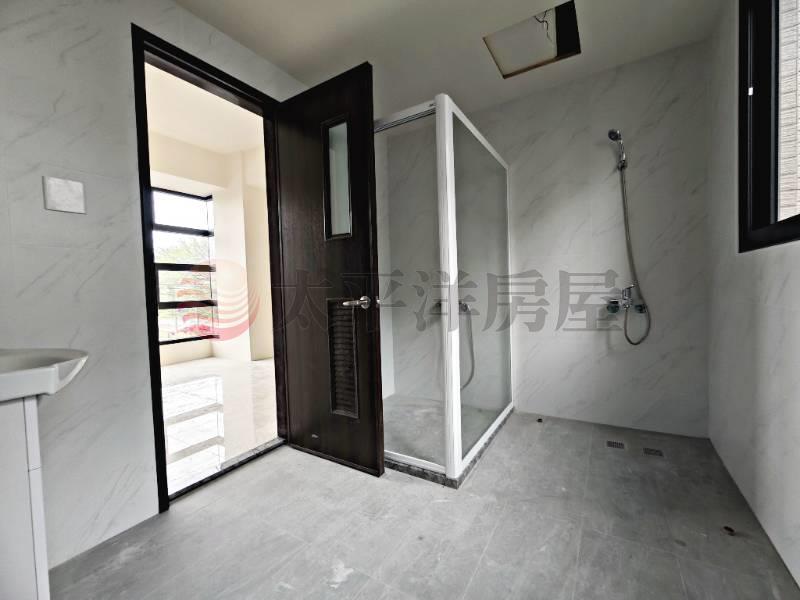 朝南邊間大面寬全新臨路美墅房屋室內格局與周邊環境