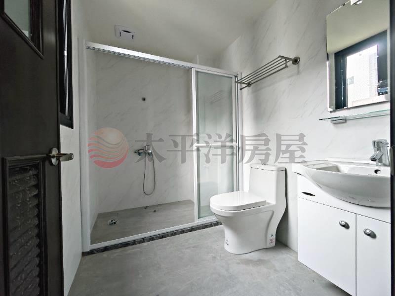 朝南邊間大面寬全新臨路美墅房屋室內格局與周邊環境