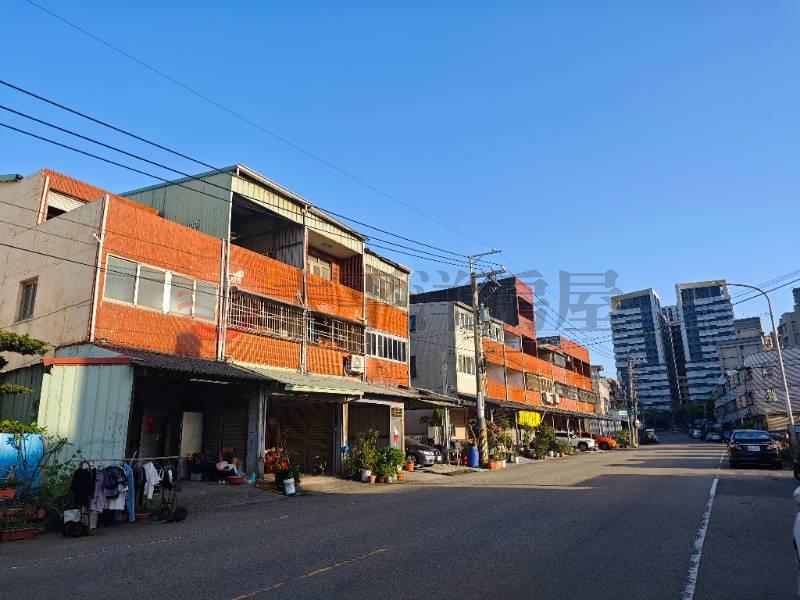 近向上路正15米傳統透天房屋室內格局與周邊環境