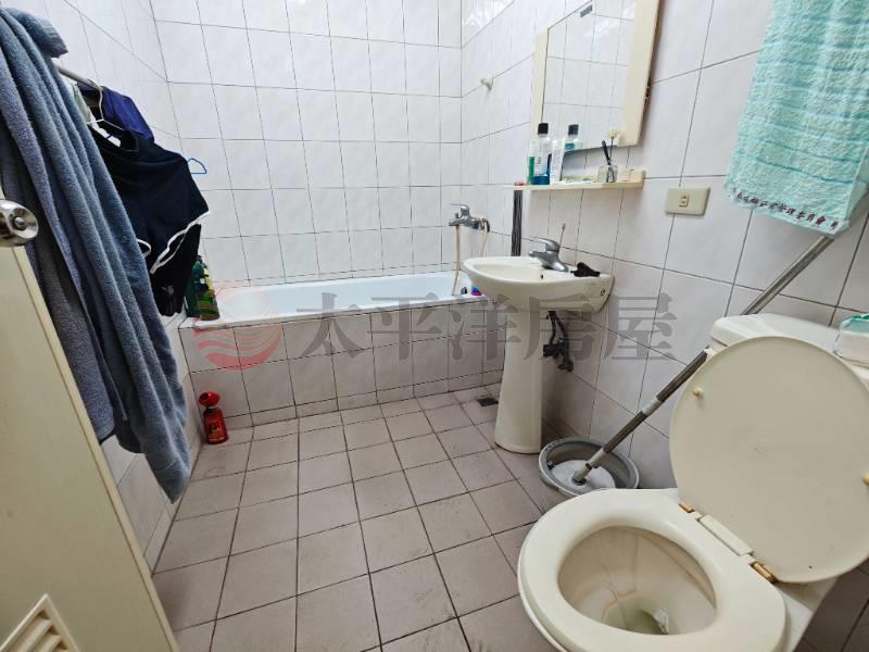 近向上路正15米傳統透天房屋室內格局與周邊環境