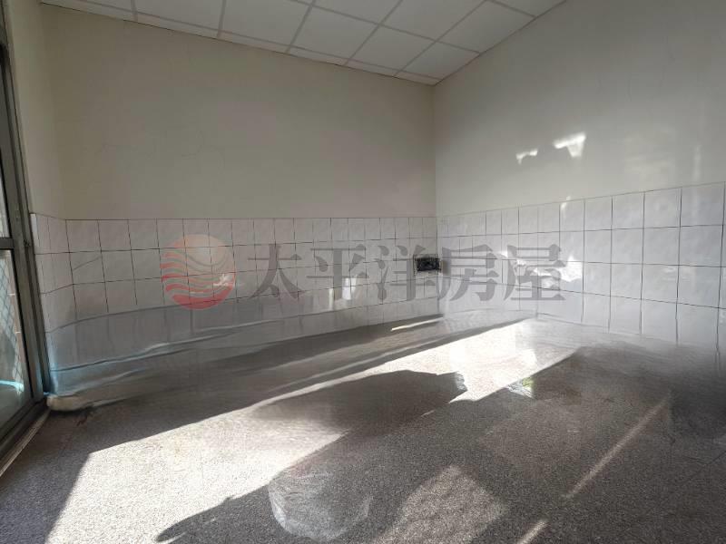 近向上路正15米傳統透天房屋室內格局與周邊環境