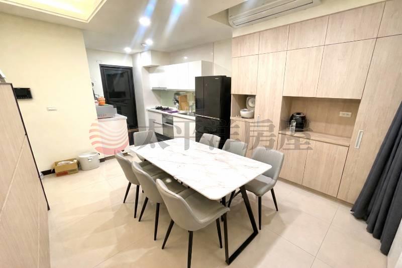 富宇境｜質感7米面寬雙車美墅房屋室內格局與周邊環境