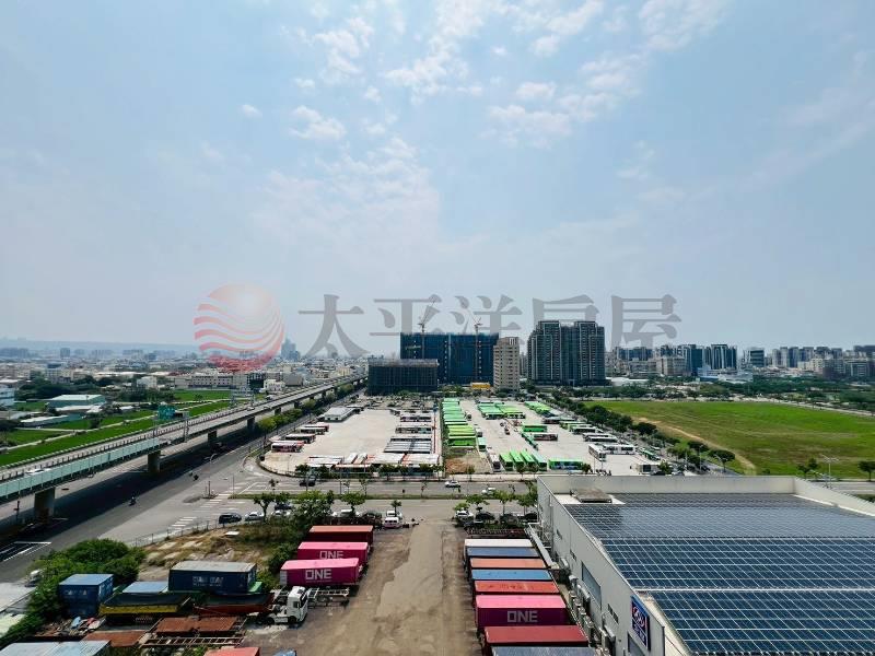 市鎮之櫻朝南次頂樓三房平車房屋室內格局與周邊環境