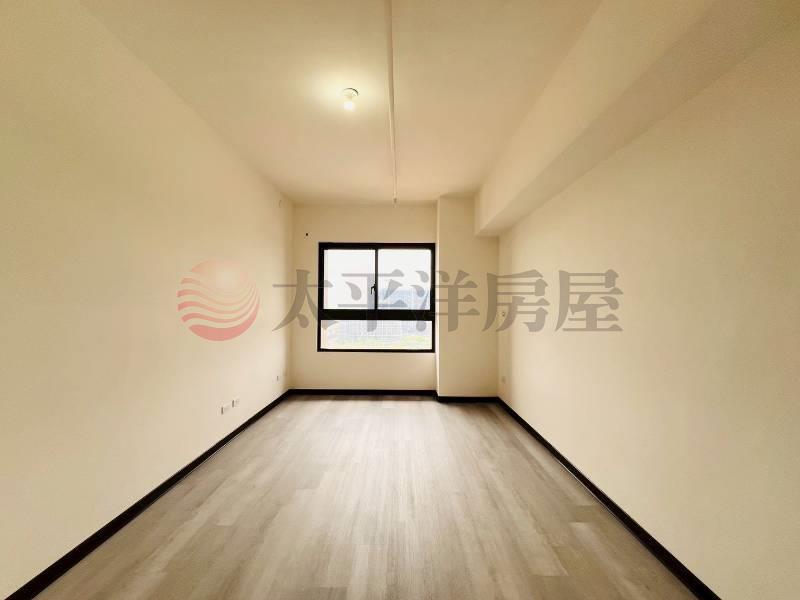 市鎮之櫻朝南次頂樓三房平車房屋室內格局與周邊環境