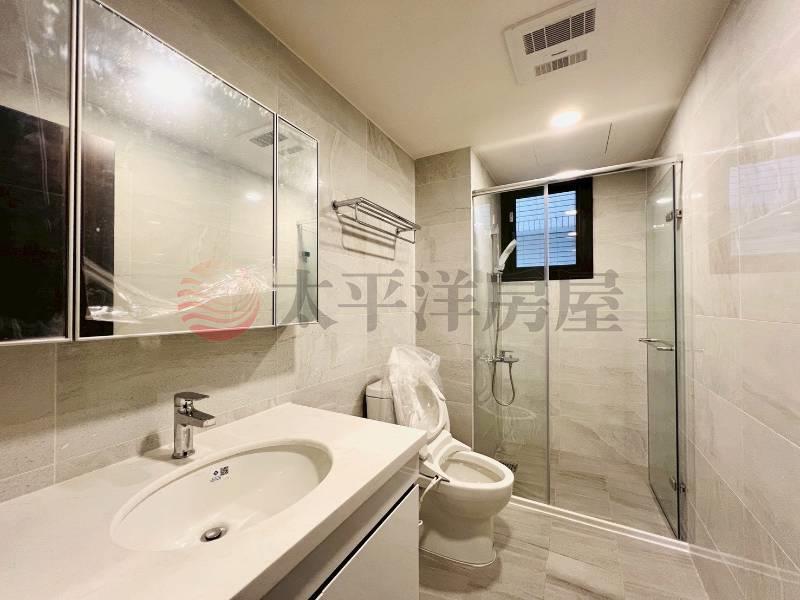 市鎮之櫻朝南次頂樓三房平車房屋室內格局與周邊環境