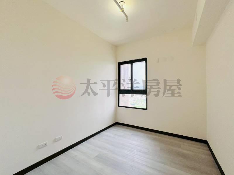 市鎮之櫻邊間高樓層三房平車房屋室內格局與周邊環境