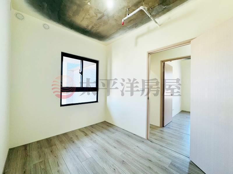 花漾天鵝高樓層四改三房雙平車房屋室內格局與周邊環境