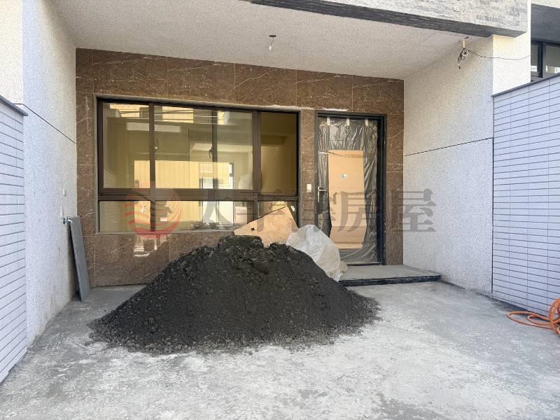 全新臨路五米面寬電梯別墅D房屋室內格局與周邊環境