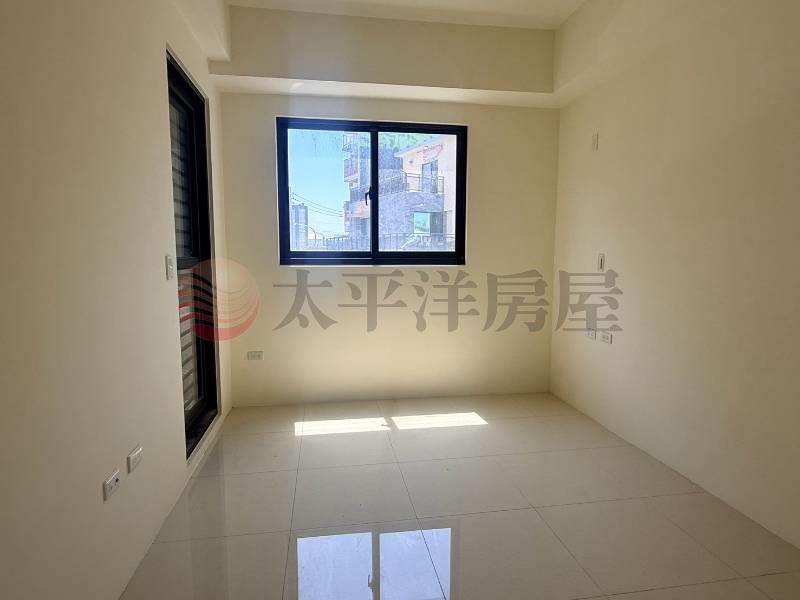 全新臨路五米面寬電梯別墅D房屋室內格局與周邊環境