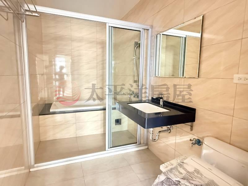 全新臨路五米面寬電梯別墅D房屋室內格局與周邊環境