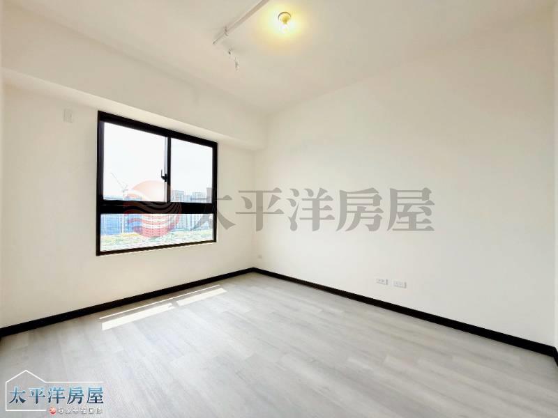 市鎮之櫻次頂樓全新2房平車房屋室內格局與周邊環境