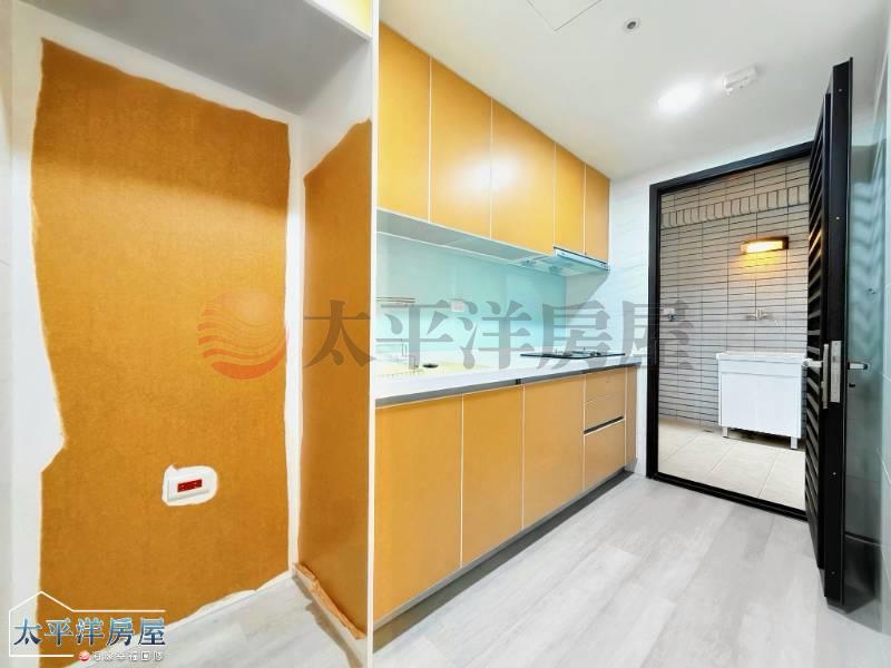 市鎮之櫻次頂樓全新2房平車房屋室內格局與周邊環境