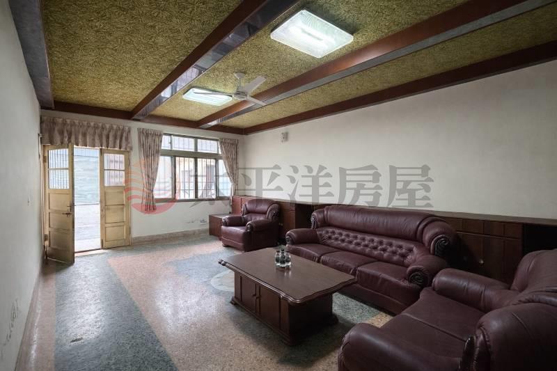 秒殺家樂福大地坪透天房屋室內格局與周邊環境